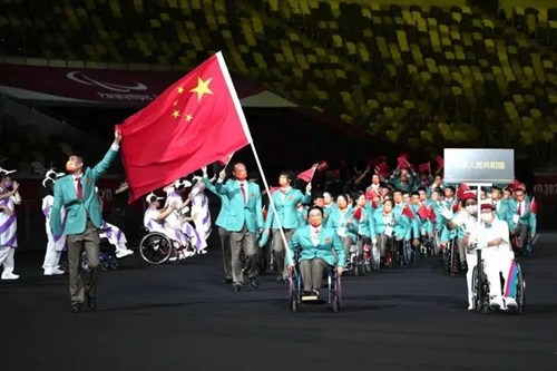 中国首次参加残奥会是哪一年