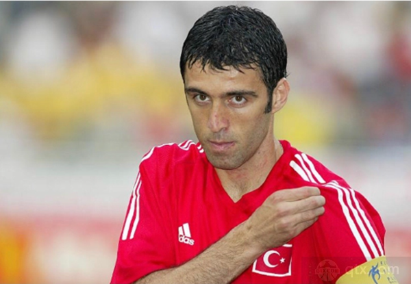 世界杯最快进球是由谁创造的 土耳其球员哈坎苏克贡献