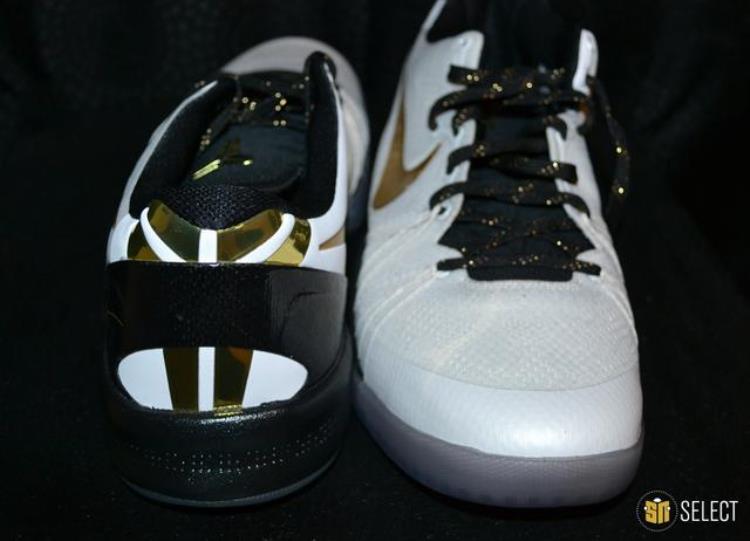 科比8代篮球鞋测评「KOBE8代入坑篮球鞋经典配色回顾Nike科比战靴NBA上脚」