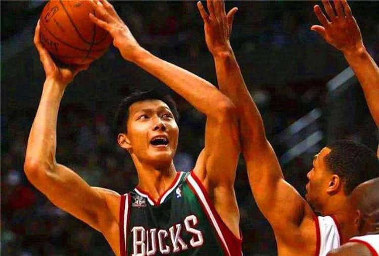 中国曼巴易建联长文怀念科比NBA生涯交手7次数据如何