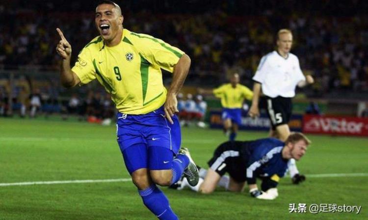 巴西男足历史最佳阵容「了解巴西足球认识巴西历史最佳阵容感受桑巴足球魅力与辉煌」