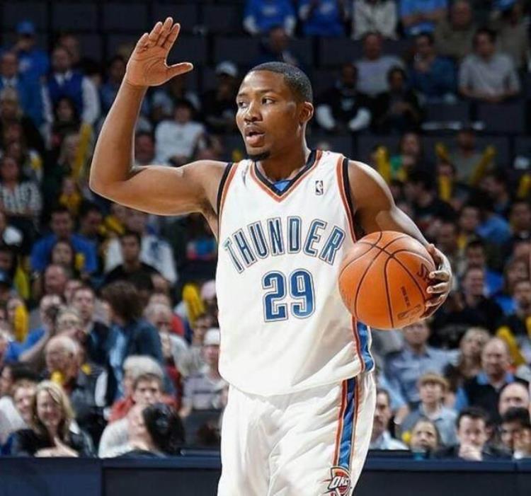 nba穿29号的都有谁「5位身穿29号的NBA球员他曾经跟随马刺队夺得14年总冠军」