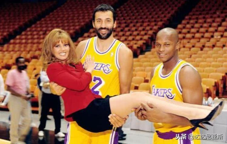 NBA球星五大集邮女卡戴珊麦当娜上榜
