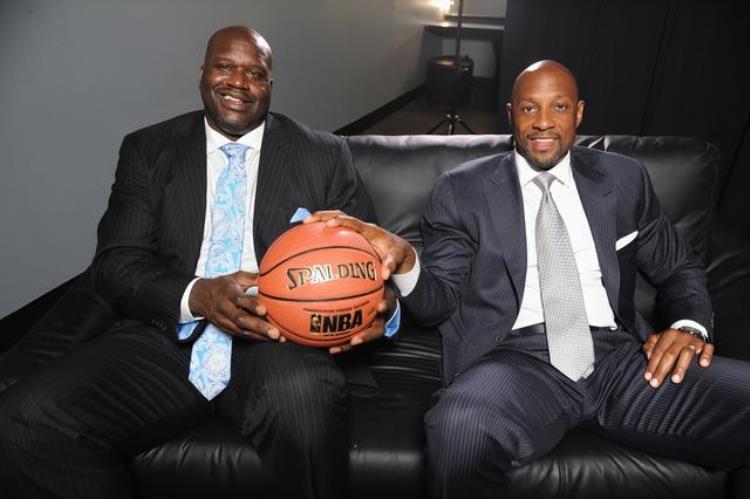 nba历史防守最好的得分后卫「NBA历届最佳防守球员里谁的进攻最出色场均得分最高的是谁」