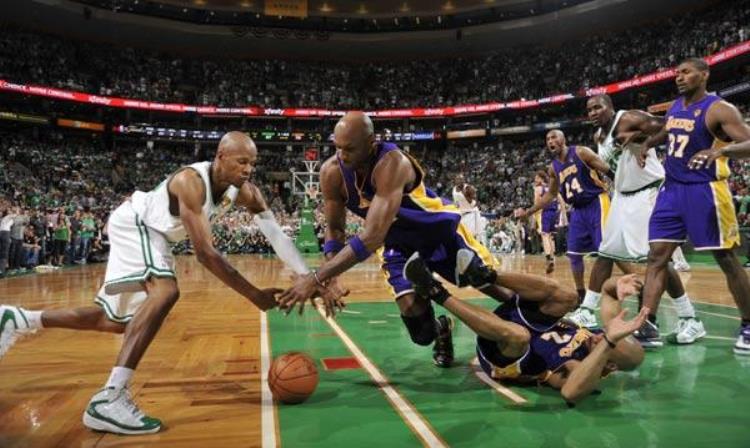 8瞬间感受当年NBA高强度防守只要乔丹上篮就不会让他站着落地