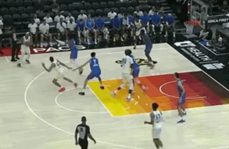 切特这筷子粗细的胳膊腿在NBA真不怕掰折吗