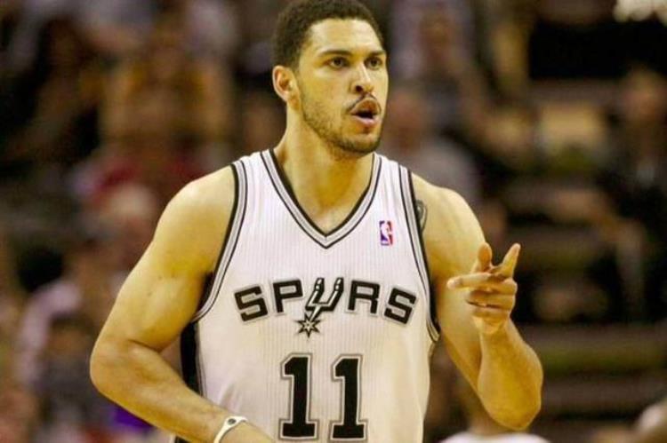 nba穿29号的都有谁「5位身穿29号的NBA球员他曾经跟随马刺队夺得14年总冠军」