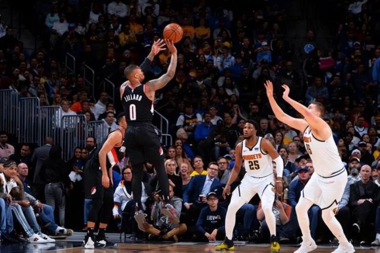 NBA没有忠诚「篮球NBA联盟里的孤胆英雄忠诚有错吗」