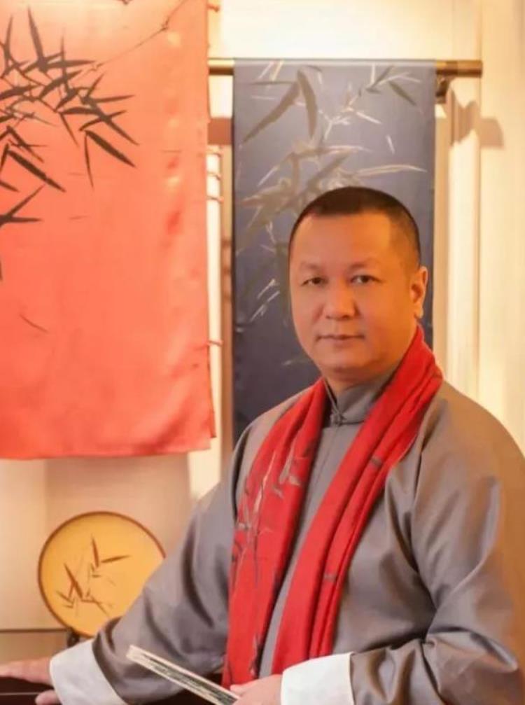 年度艺术人物(一周艺术人物介绍)