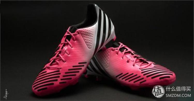 如何选合适的足球鞋「足球鞋选购攻略一篇文章带你找到最合适的战靴」