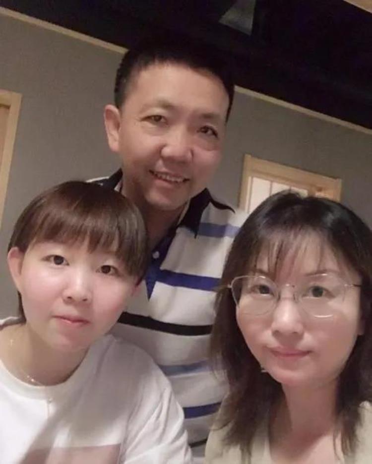 朱雨玲之父朱纪军培养女儿25年却输给疾病如今希望她嫁个好人