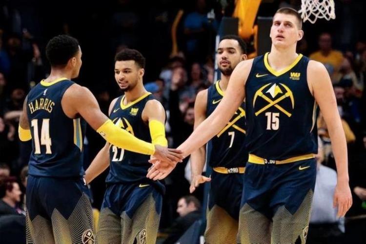 NBA没有忠诚「篮球NBA联盟里的孤胆英雄忠诚有错吗」