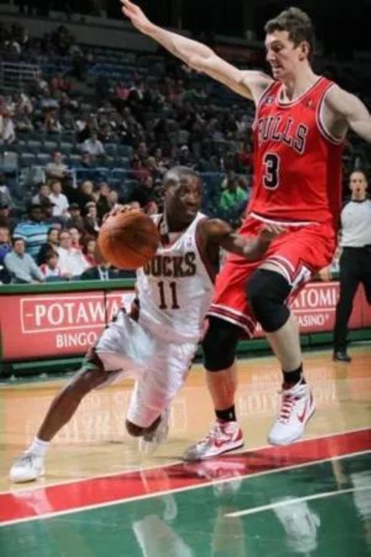 NBA传奇34矮神34厄尔博伊金斯
