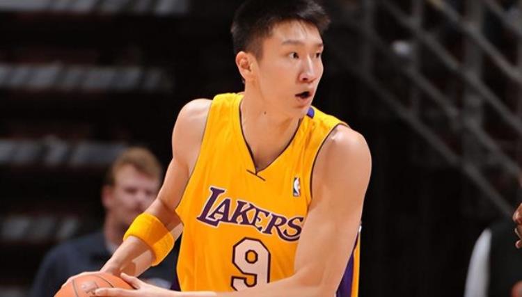 在nba效力过的6位中国球员他们谁拿过总冠军戒指「在NBA效力过的6位中国球员他们谁拿过总冠军戒指」