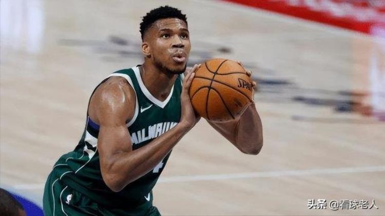 篮球场地标准尺寸三分线「常识篇篮球场的标准尺寸NBA三分线并不是圆的」