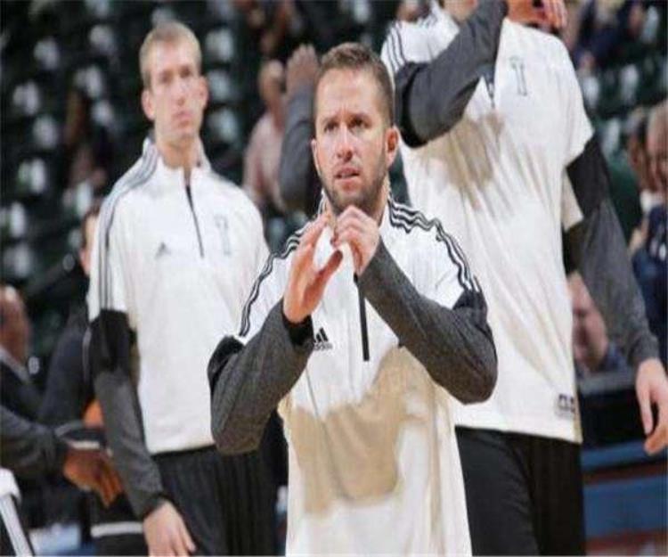 NBA也有个JJ,18小矮个成波多黎各名片曾冻结詹皇助球队夺冠