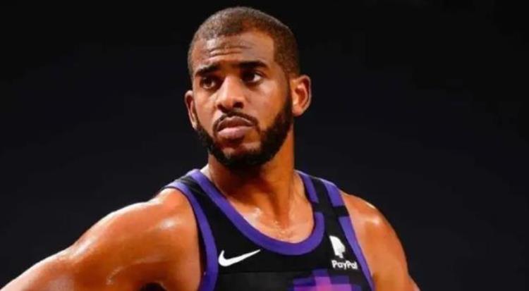 最强NBA全力詹字母哥「每况愈下本赛季五位巅峰不在的巨星字母哥如困兽詹皇已老迈」