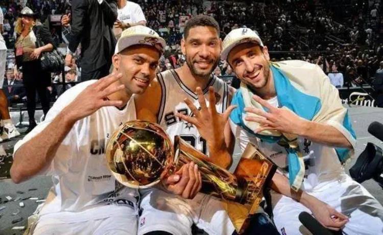 nba冠军历届冠军一览表「近20年NBA历届总冠军一览热火湖人平分秋色勇士独占鳌头」