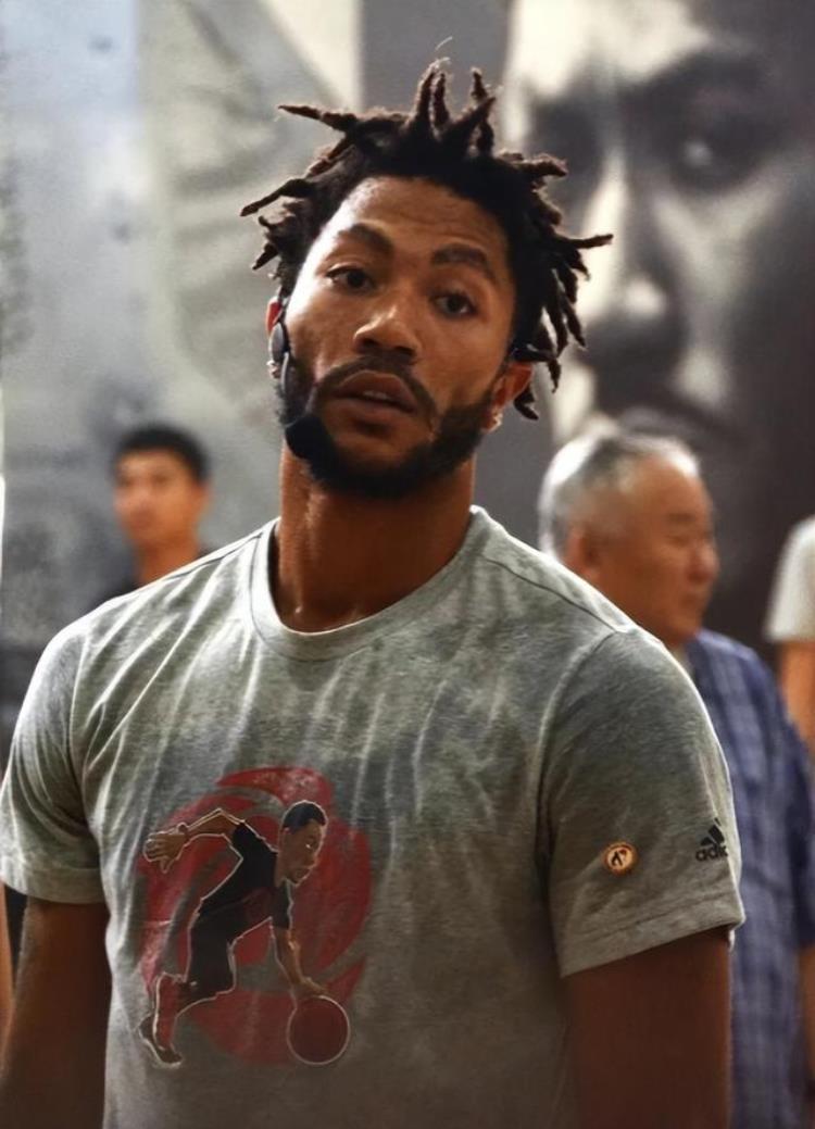nba赚钱最多的球员「NBA球星有多会赚钱有人靠100万赚6亿乔丹每年躺赚1亿」