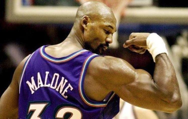 NBA球员英文名「NBA球员英文名翻译后很接地气的名字你知道几个潘大福绝了」