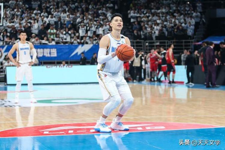 NBA难觅一席之地,林书豪想回归CBA了「闯荡CBA赛场的NBA球员林书豪我仍然如此热爱篮球希望走上赛场」
