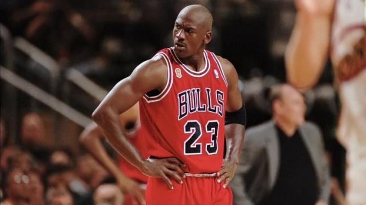 nba75大巨星第一批「NBA75大巨星第1位飞人迈克尔乔丹」