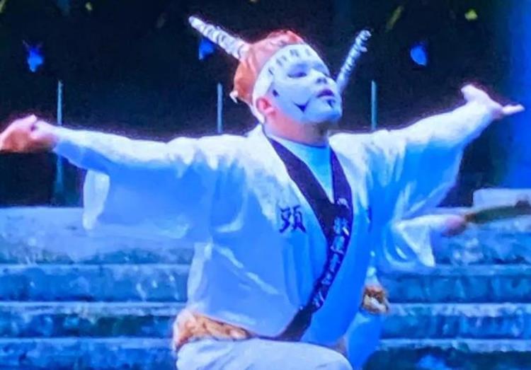 东京奥运会闭幕式惹争议中国选手镜头少得可怜表演如大型鬼片