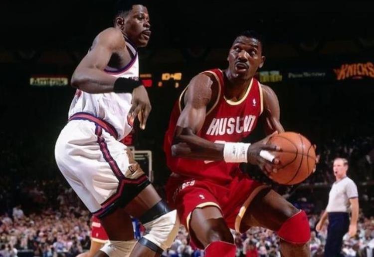 nba球员的招牌球技「技术的代名词美媒评选NBA球星十大招牌动作一招吃遍天下」