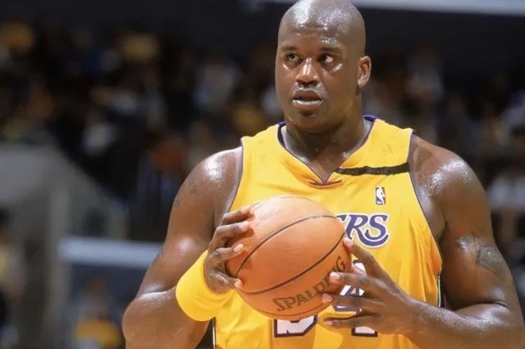 单看统治力NBA有史以来实力最强的5大中锋都是谁
