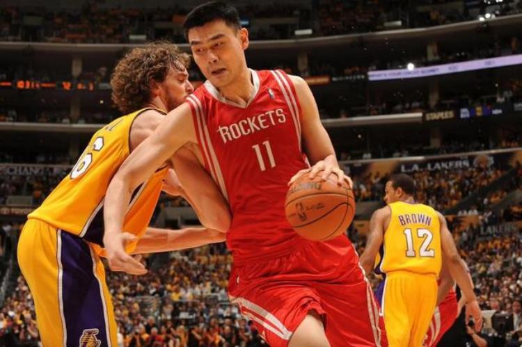 最强nba以后会出的球星「一夜成名盘点NBA突然进步的十大球星前三名实至名归」
