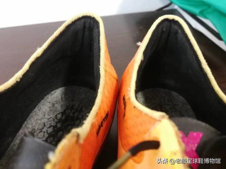 马竞前锋微商处购买厂货球鞋作秀欧美球星居然还自己掏钱买球鞋