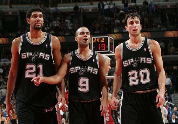 nba历史十大最强三巨头球员「NBA历史十大最强三巨头」