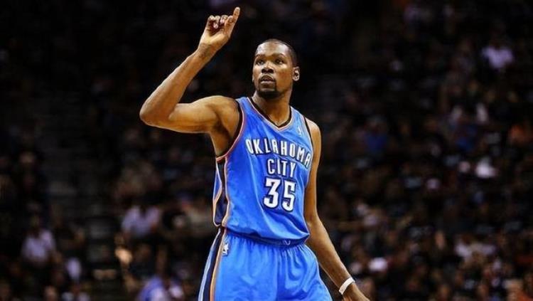 nba最年轻的得分王是谁「少年英才细数NBA五项数据之王最年轻的获得者现役4人上榜」