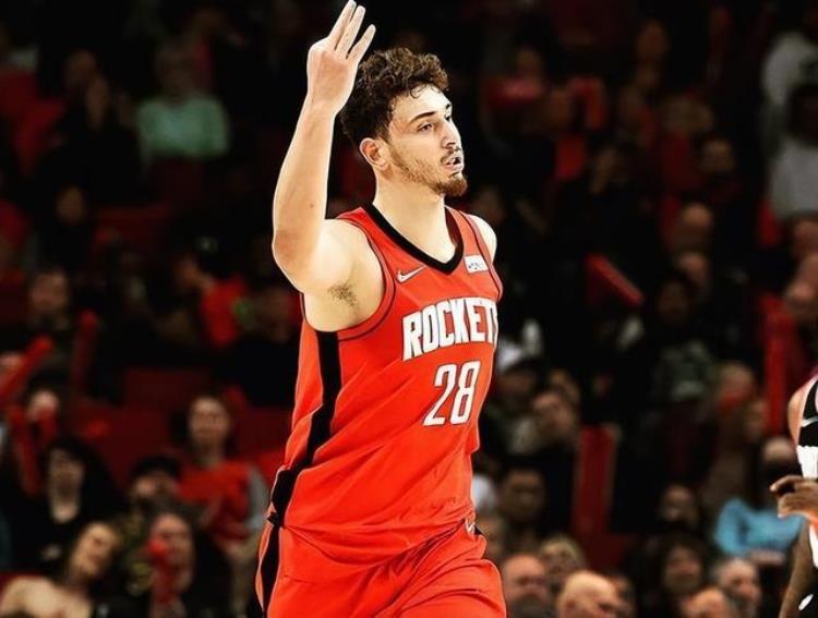 约基奇是巨星吗「NBA2023年五大潜力巨星火箭内线支柱获约基奇大赞哈登队友上榜」