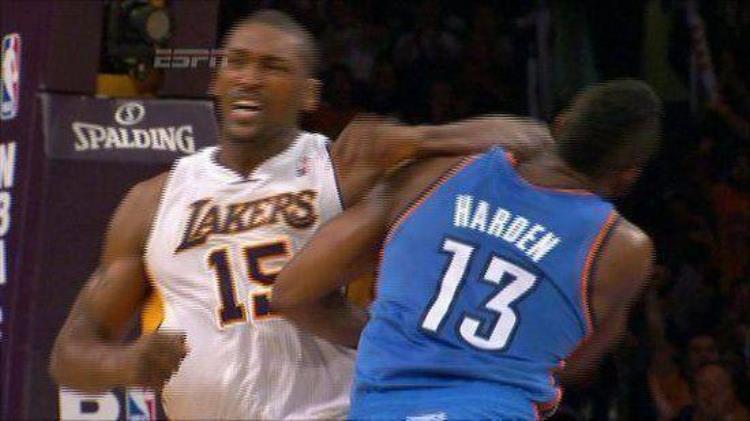 NBA历史十大暴脾气球星勇士3人上榜巴克利329次技犯历史第一