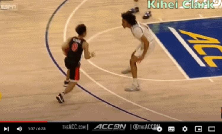 篮球犹豫步过人「NBA球星绝招犹豫步过人只是犹豫了一下就把人给过了」