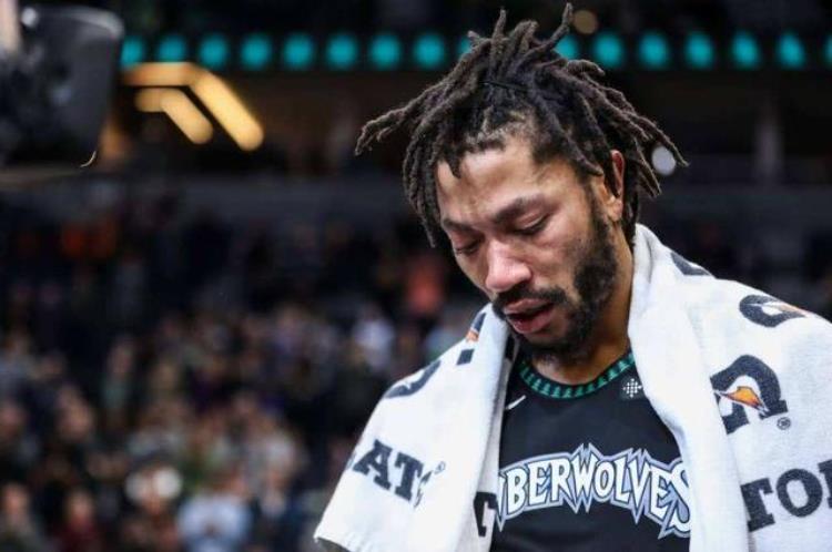 NBA令人泪目10大场面科比跟腱断裂眼眶红润韦德给膝盖敬香槟