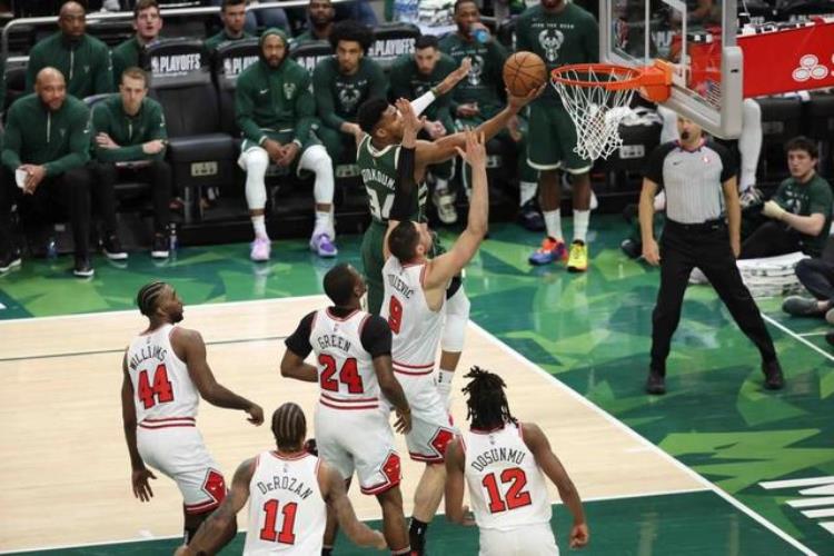 最强nba以后会出的球星「一夜成名盘点NBA突然进步的十大球星前三名实至名归」
