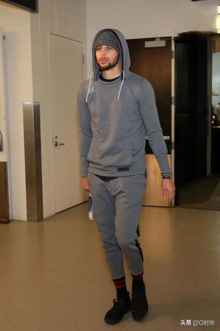 nba球员入场照片「一大波球员入场照来袭感受来自NBA的帅气时尚」