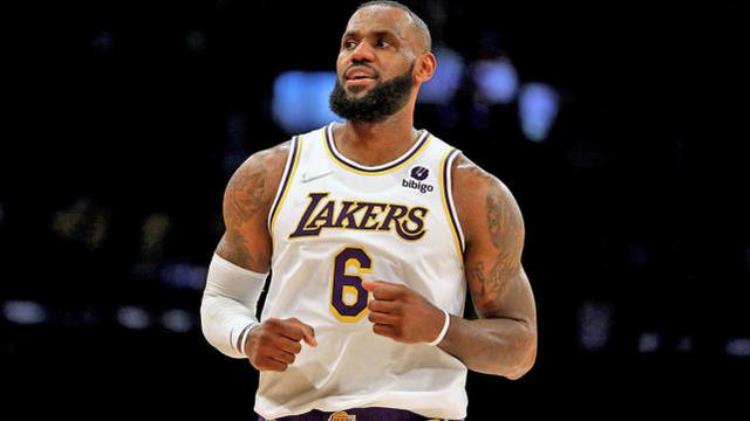 nba球队价值排行榜「NBA球员市场价值排名出炉詹皇居首库里第二罗斯第三杜兰特第七」