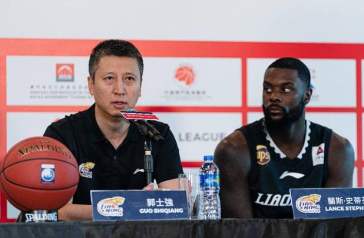 哈德森总得分超越朱芳雨「NBA球星大赞CBA哈德森或告别第二阶段朱芳雨谈徐杰」