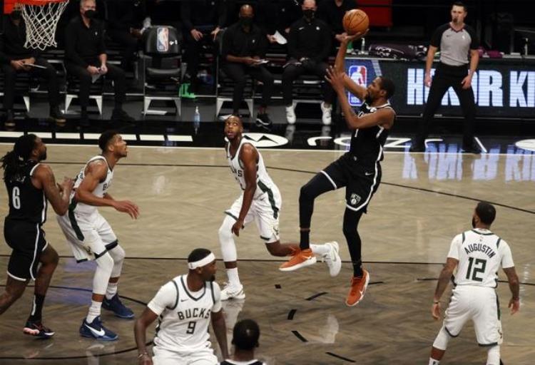 nba跟腱断裂后更厉害的球星「NBA遭遇跟腱撕裂的八位球星谁受伤前后差距变化最大」