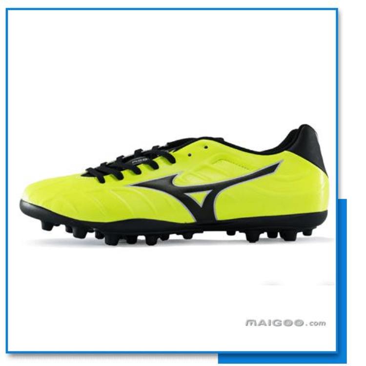 足球鞋钉分类足球鞋哪种钉型好不同场地适用足球鞋钉大不同
