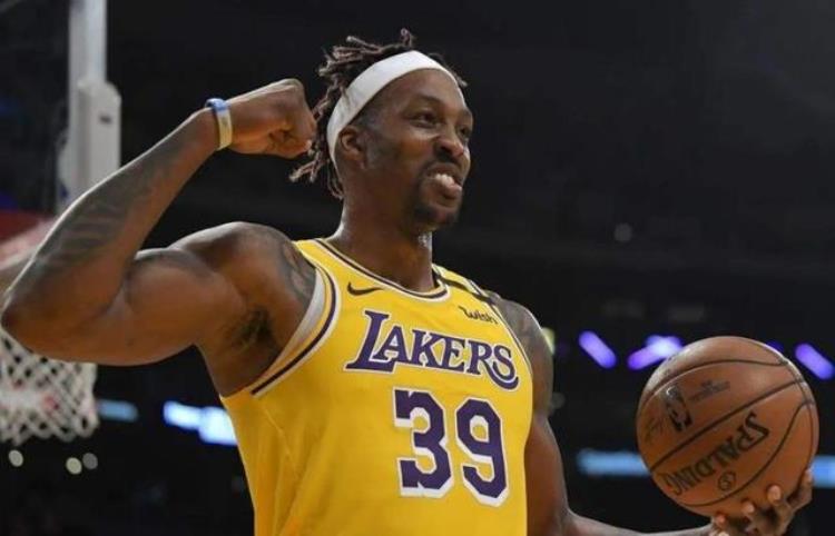 罗德曼前场篮板数据「更多进攻机会细数NBA前场篮板能力最强的球星罗德曼仅第三」