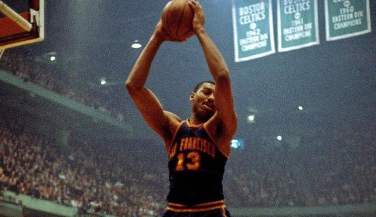 张伯伦 身体素质「NBA历史上的记录狂人张伯伦的身体素质真有传说中那么神」