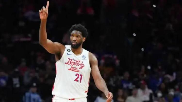 NBA圣诞大战前25位球星排行榜库里保罗汤普森谁更胜一筹