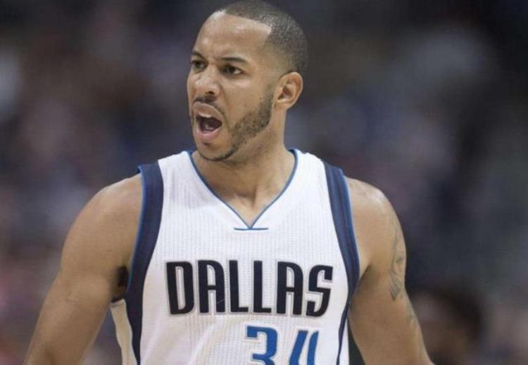美媒盘点NBA最不擅长三分球的十大后卫威少即将跌破三成