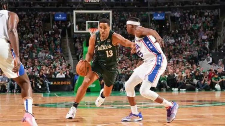 NBA圣诞大战前25位球星排行榜库里保罗汤普森谁更胜一筹