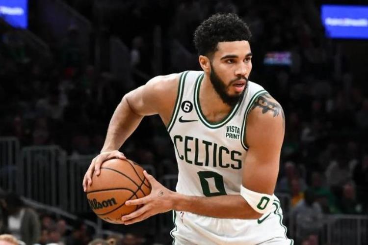 库里的进攻能力在NBA排第几「美媒列出202223赛季NBA进攻能力最强的十人库里第二」