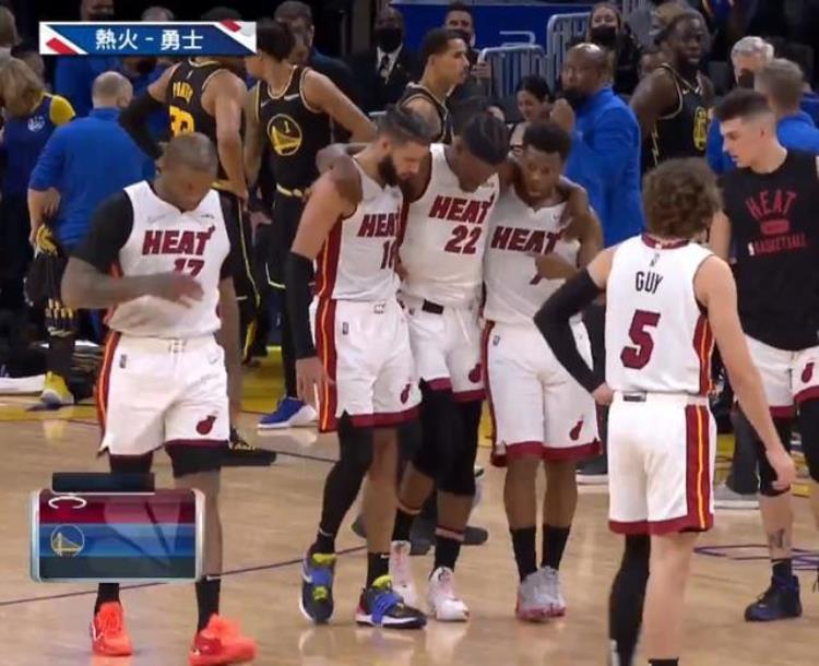 NBA第一硬汉又倒了巴特勒复出8天痛苦扭伤勇士全场球迷送掌声